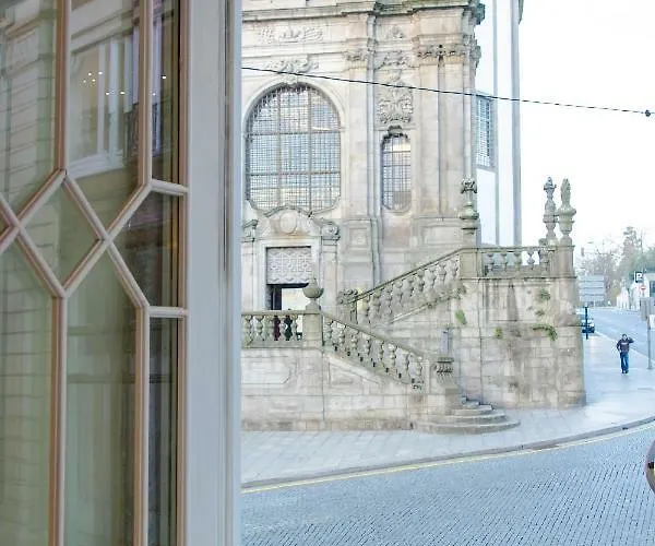 בית הארחה Clerigos 3*