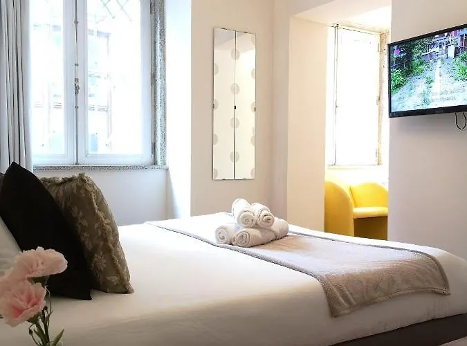 Clérigos Pensión 3*